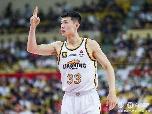 外线不错！王岚嵚4记三分拿下12分2板3助1断